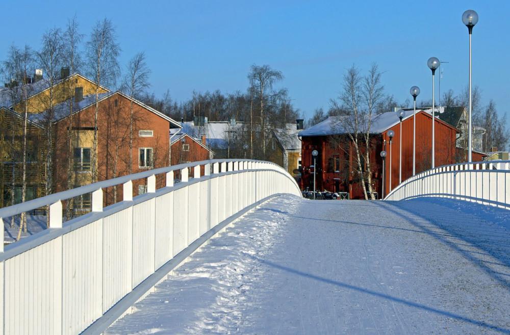 talvi hiekoitus silta