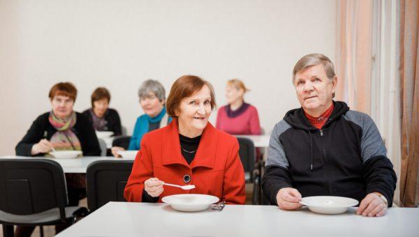 kerhotilan ruokala joulupuuro päivällinen